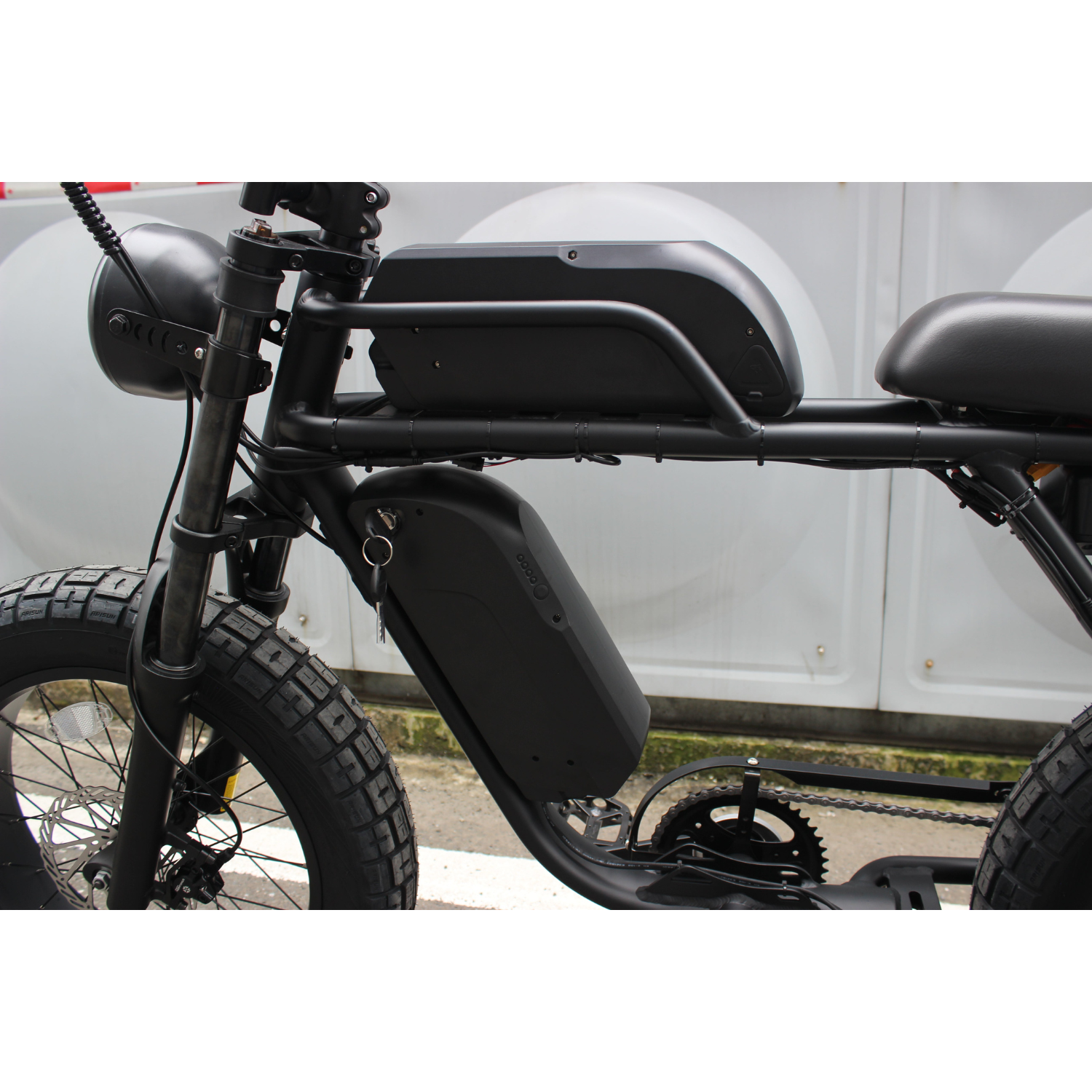 Coastal Cruiser Ripper Pro - 48V 750W Moto Style Electric Bike